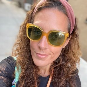 Meet your Posher, Jeannine